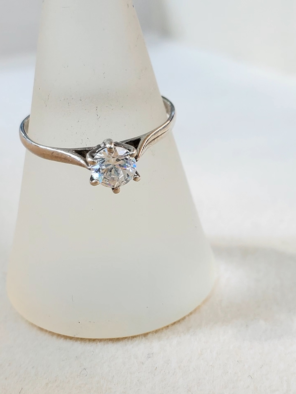 Sterling Silver Lab-Grown Diamond Solitaire Ring